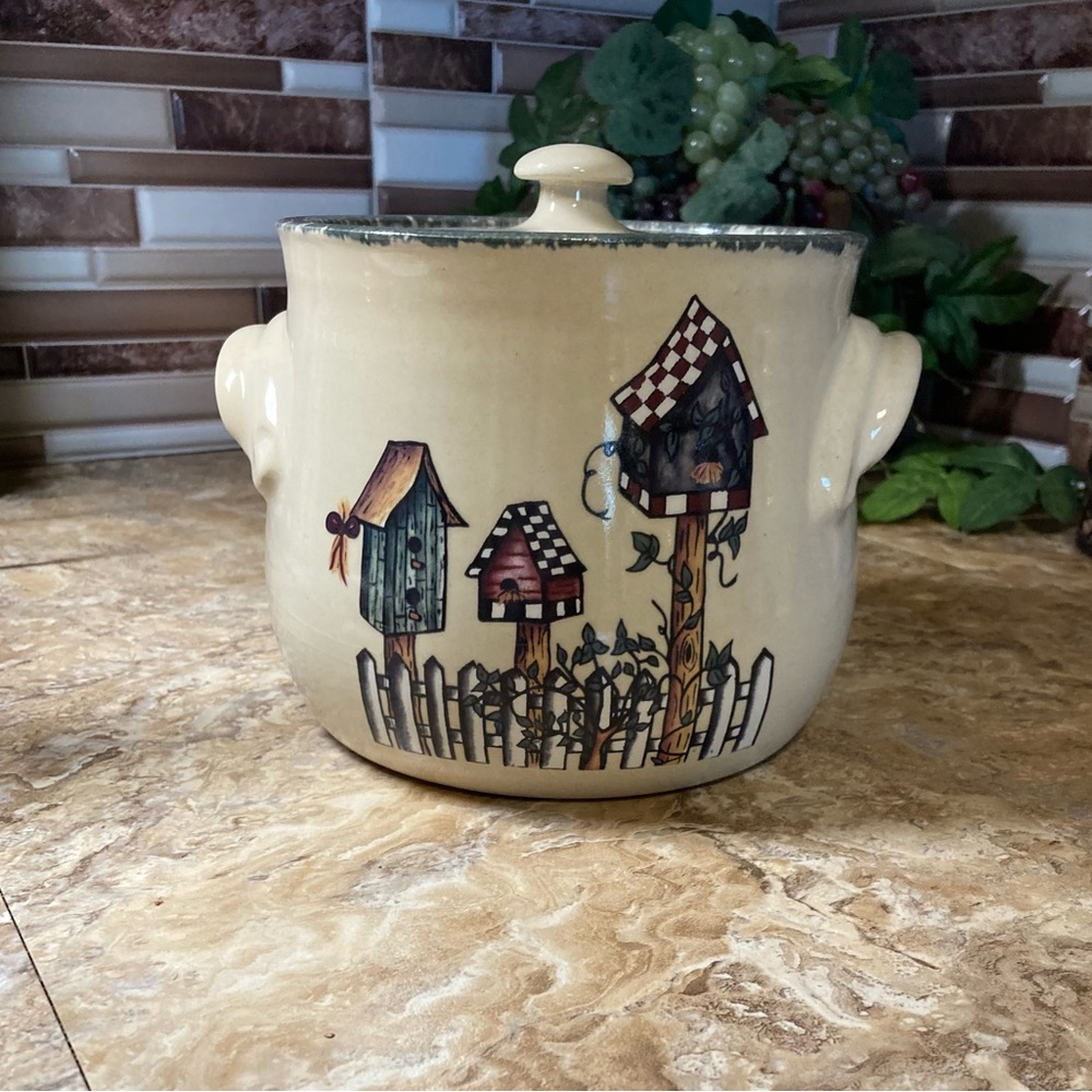 Home and Garden Cookie Jar